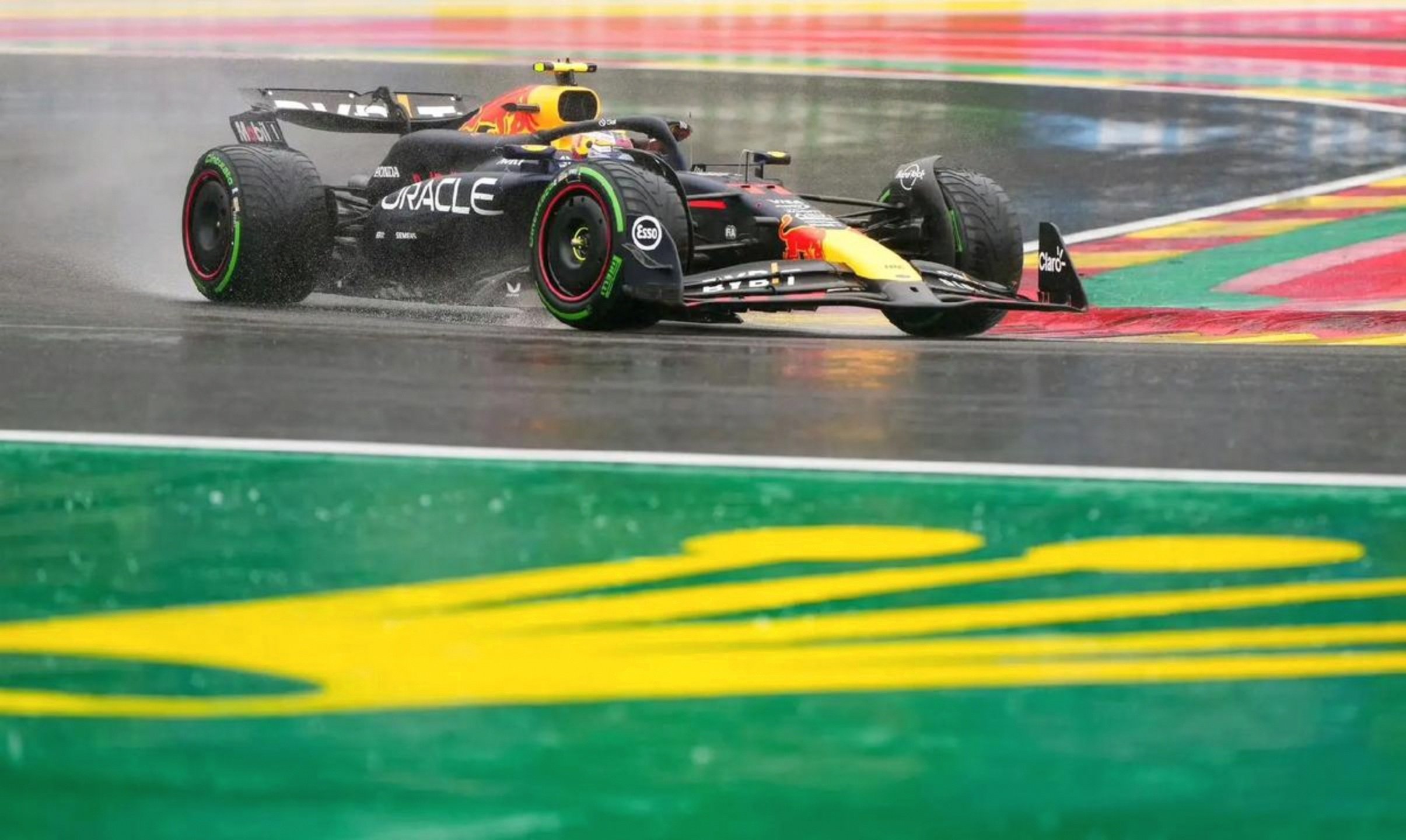 开云体育中国-迈凯伦逆转红牛车队,佩雷兹刷新纪录 第2张 开云体育中国-迈凯伦逆转红牛车队,佩雷兹刷新纪录 第2张